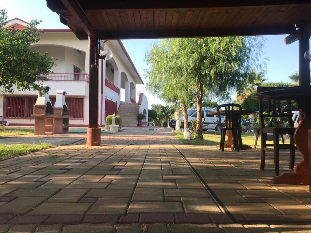 加尔达住宿加早餐旅馆 吉诺萨滨海 外观 照片